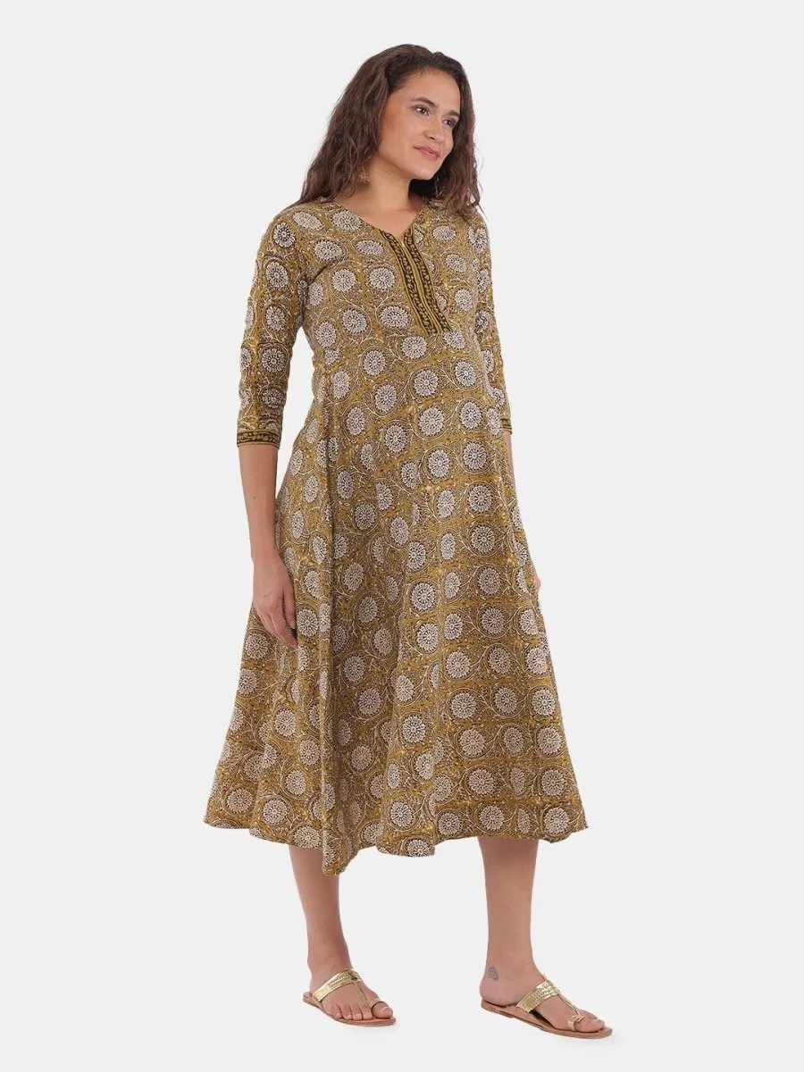 Bhumi Floral Print Maternity and Nursing Kurti Dress