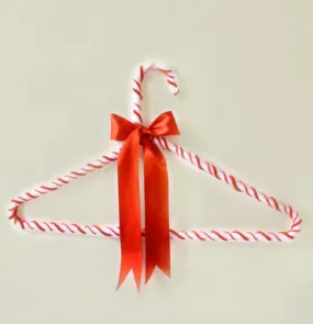 Candy Cane Coat Hanger Pattern (Crochet)