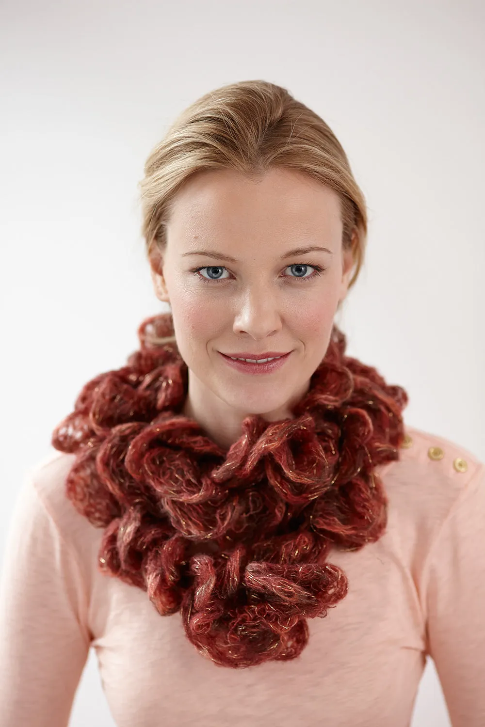 Ruffled Tube Scarf (Knit)