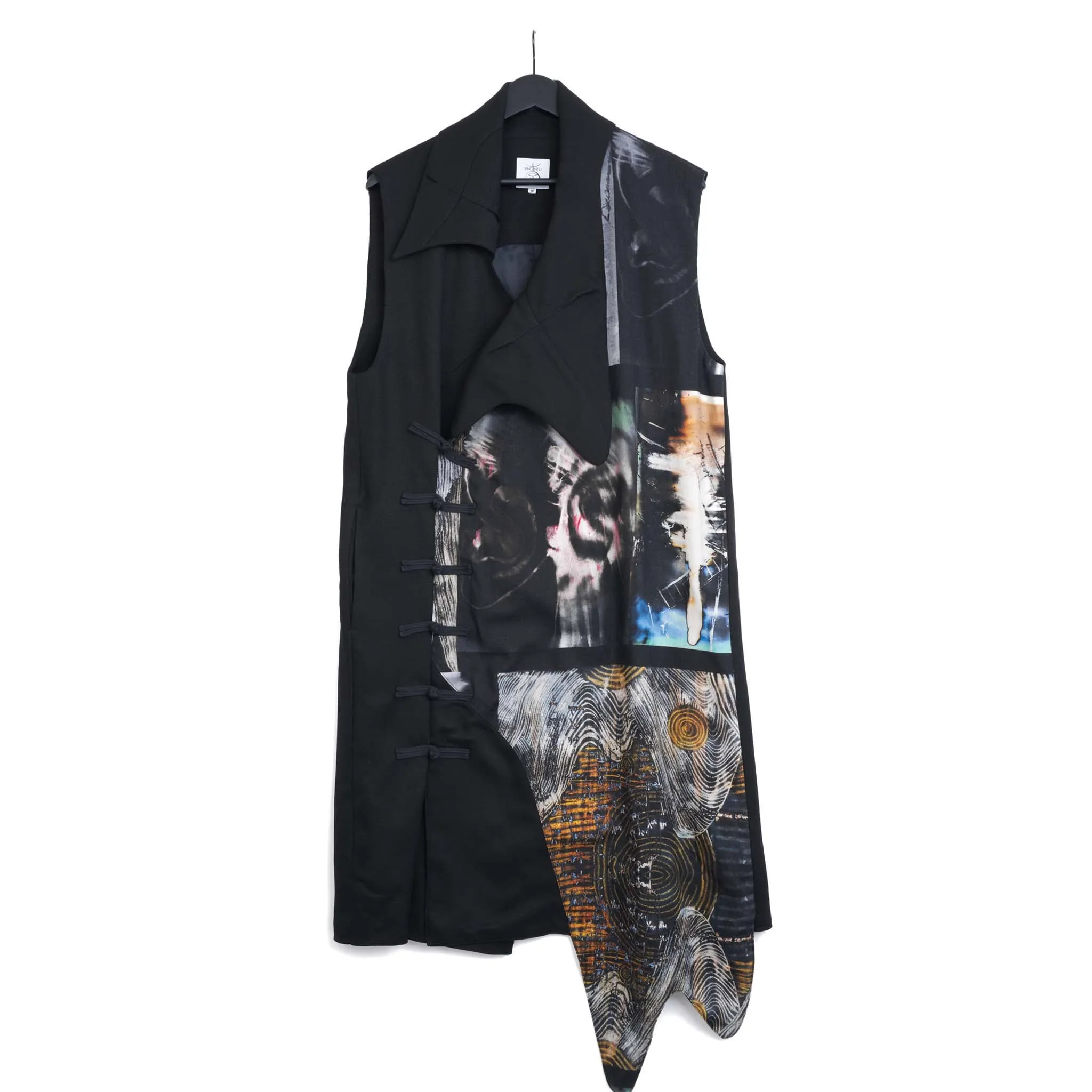 SOUNDWAVE PRINTS SLEEVELESS LONG COAT