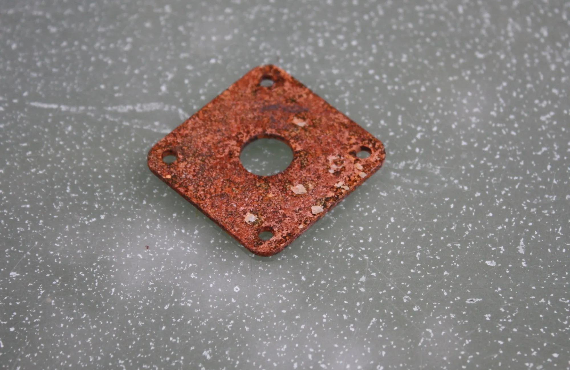 Steel jack socket plate