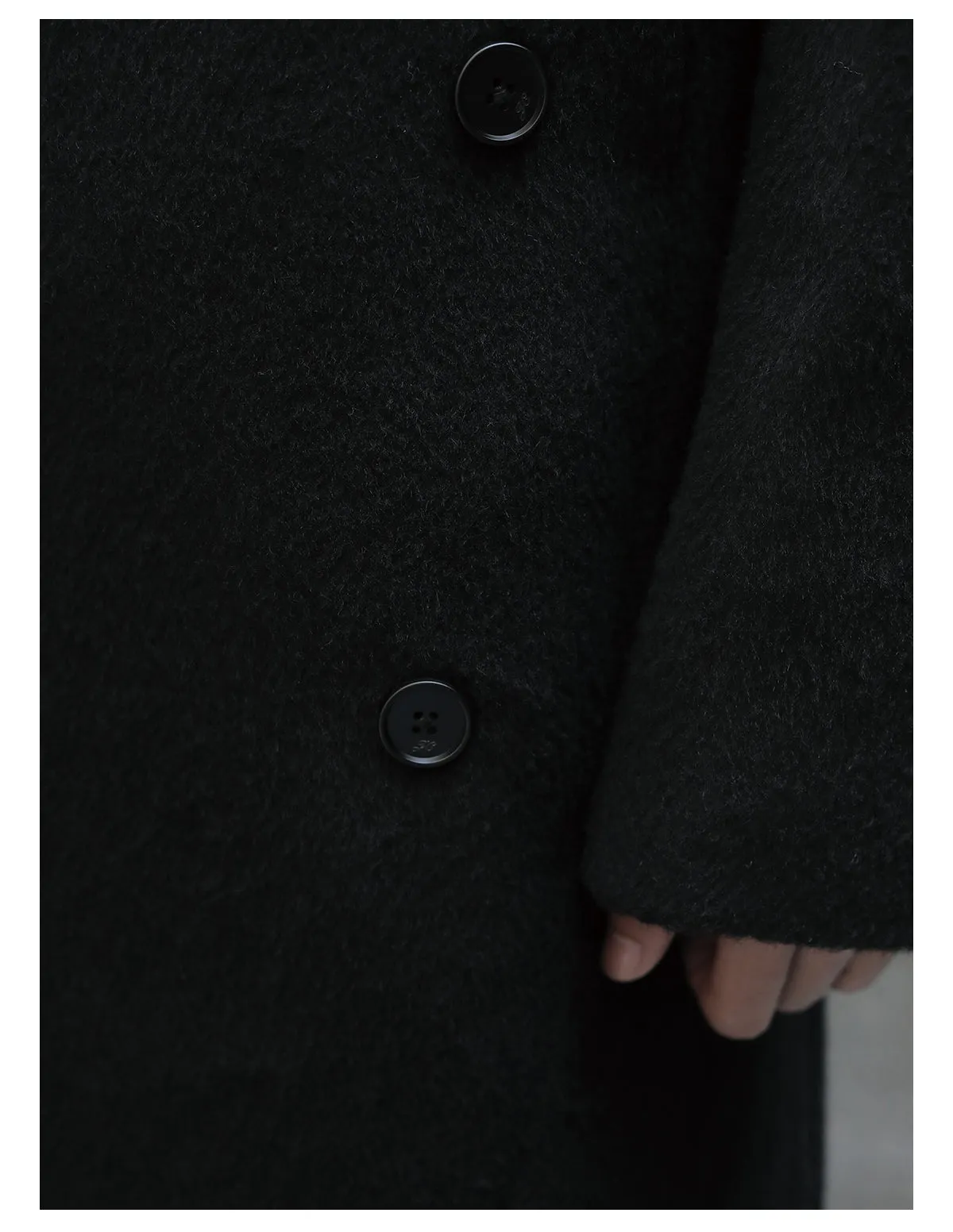 Waist-fit wool long coat