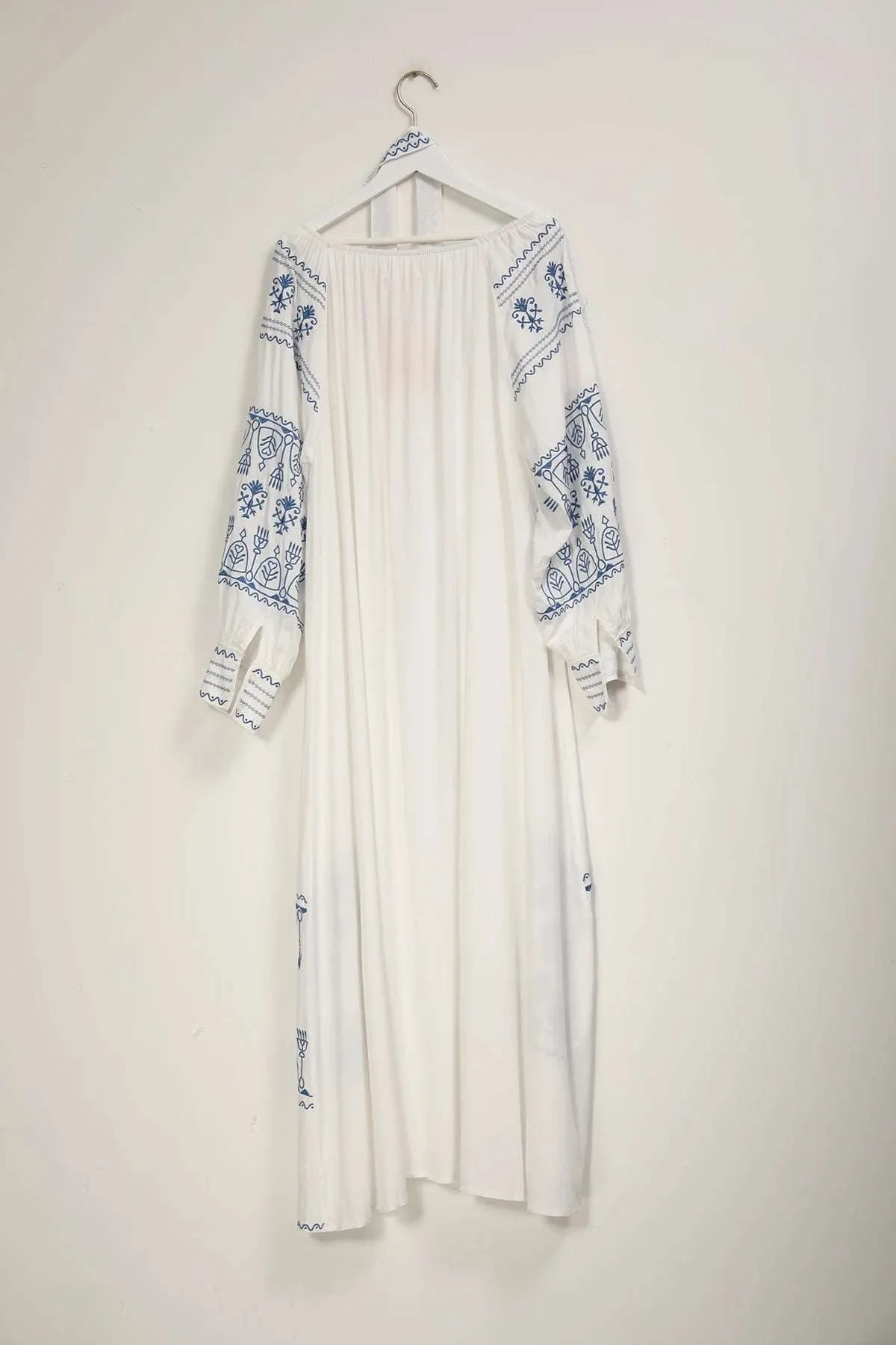 Women's Vintage Boho Beach Hippie Long Sleeve Embroidery Loose Maxi Dress